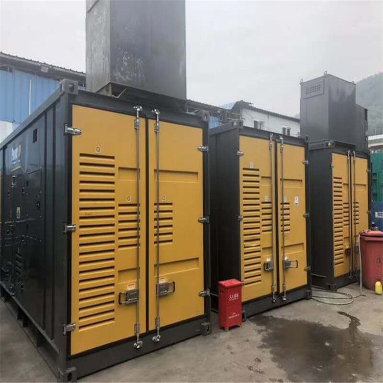 瓮安温度变化对不同类型欠压保护装置的可靠性影响有何差异？